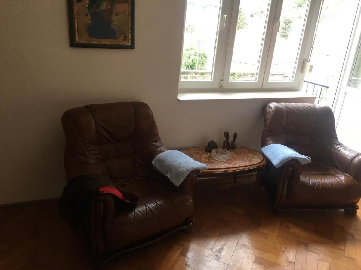 Art House 001 Hotel Котор Екстериор снимка